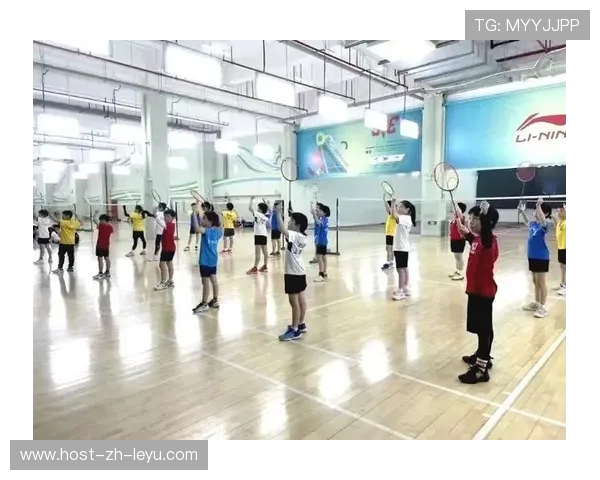 国际羽毛球协会在青训中推广家庭参与与学校合作形成育人合力，国际羽毛球联合会哪一年成立
